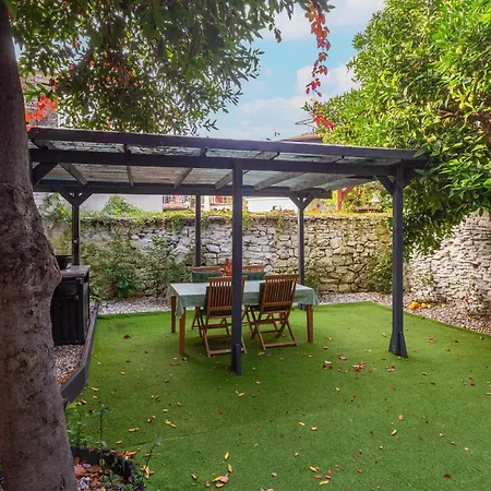 Appartement Pet Friendly Apartment In Pula With Wifi Pula